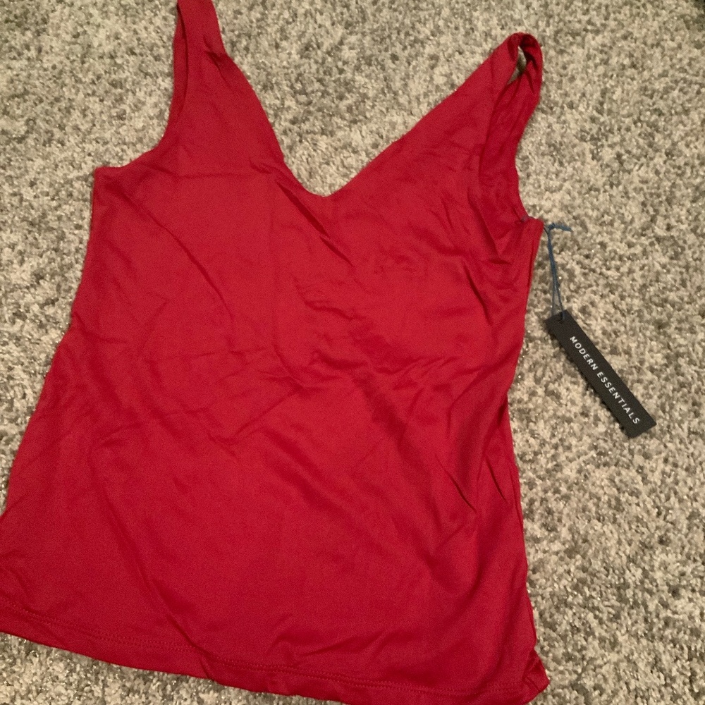 Brand new Red Tahari Nylon Tank To Size Small